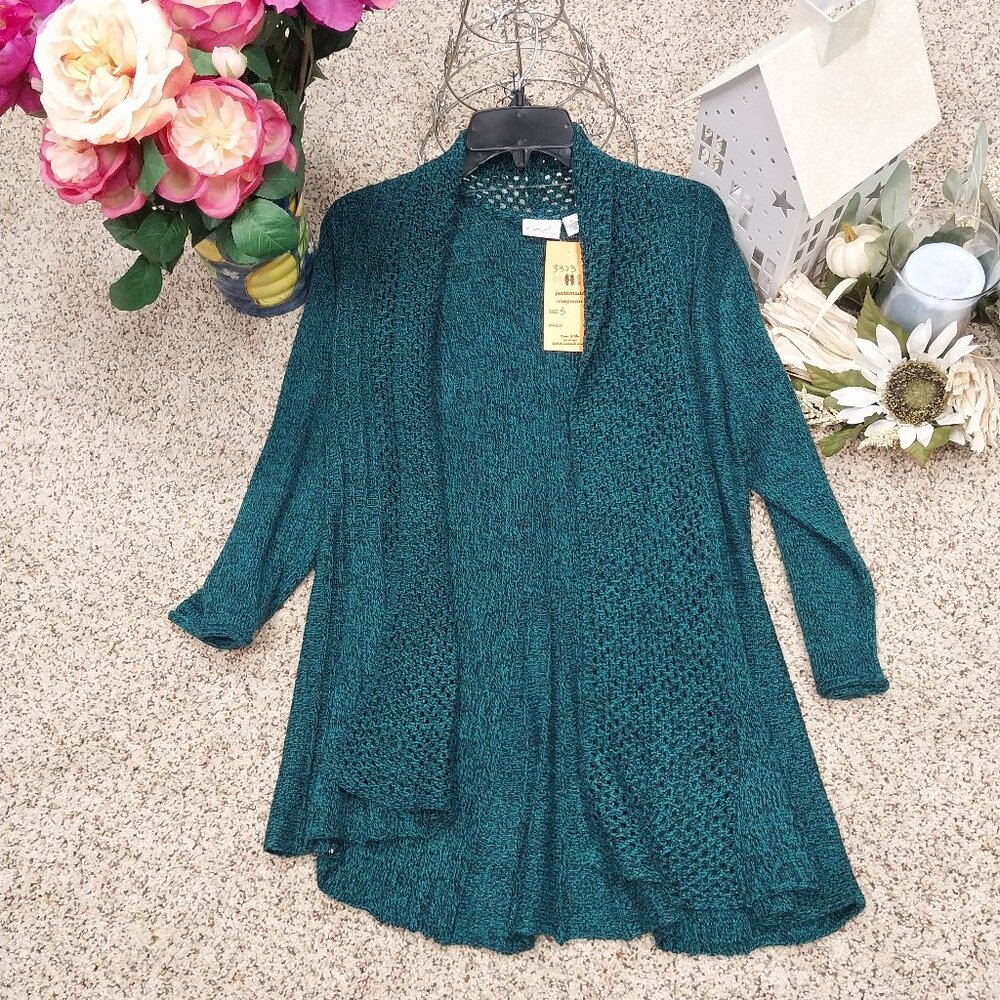 3373 Size Small Kim Rogers Sweater Cardigan in Black and Green.